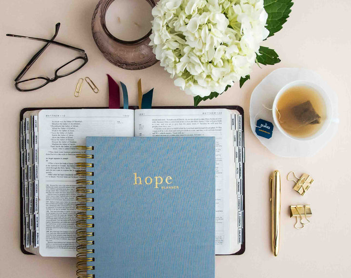 Christian Planner: The Hope Planner (Daily) – Hopefuel