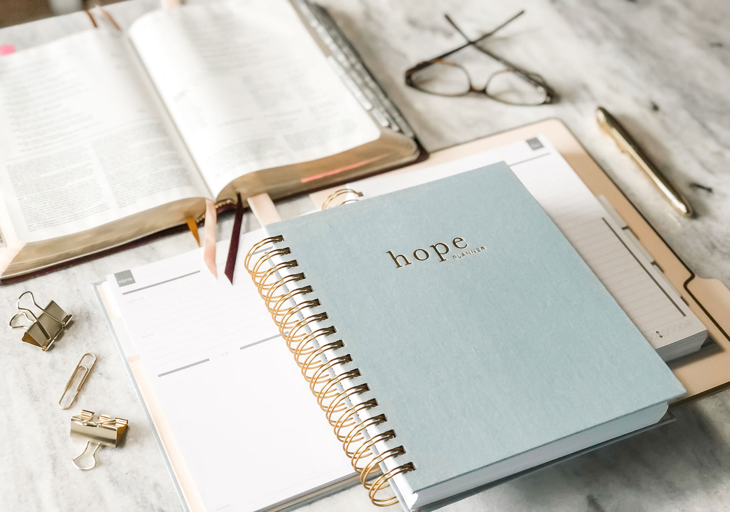 2024 Christian Planner: The Hope Planner (Weekly) – Hopefuel